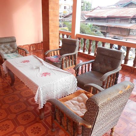 Khamphone Guesthouse Vang Vieng Exterior foto